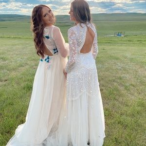 Long sleeve size 4 Gown/Dress